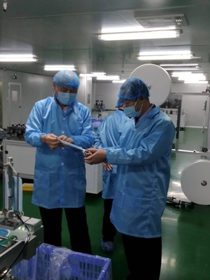 汕尾醫用口罩企業順利通過省藥監局GMP體系核查，技術服務彰顯行業典范